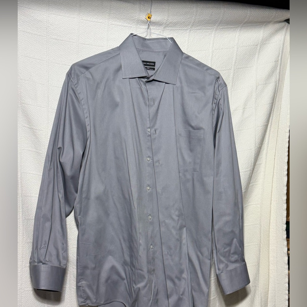 Van Heusen Men's Silver Button Down Shirt